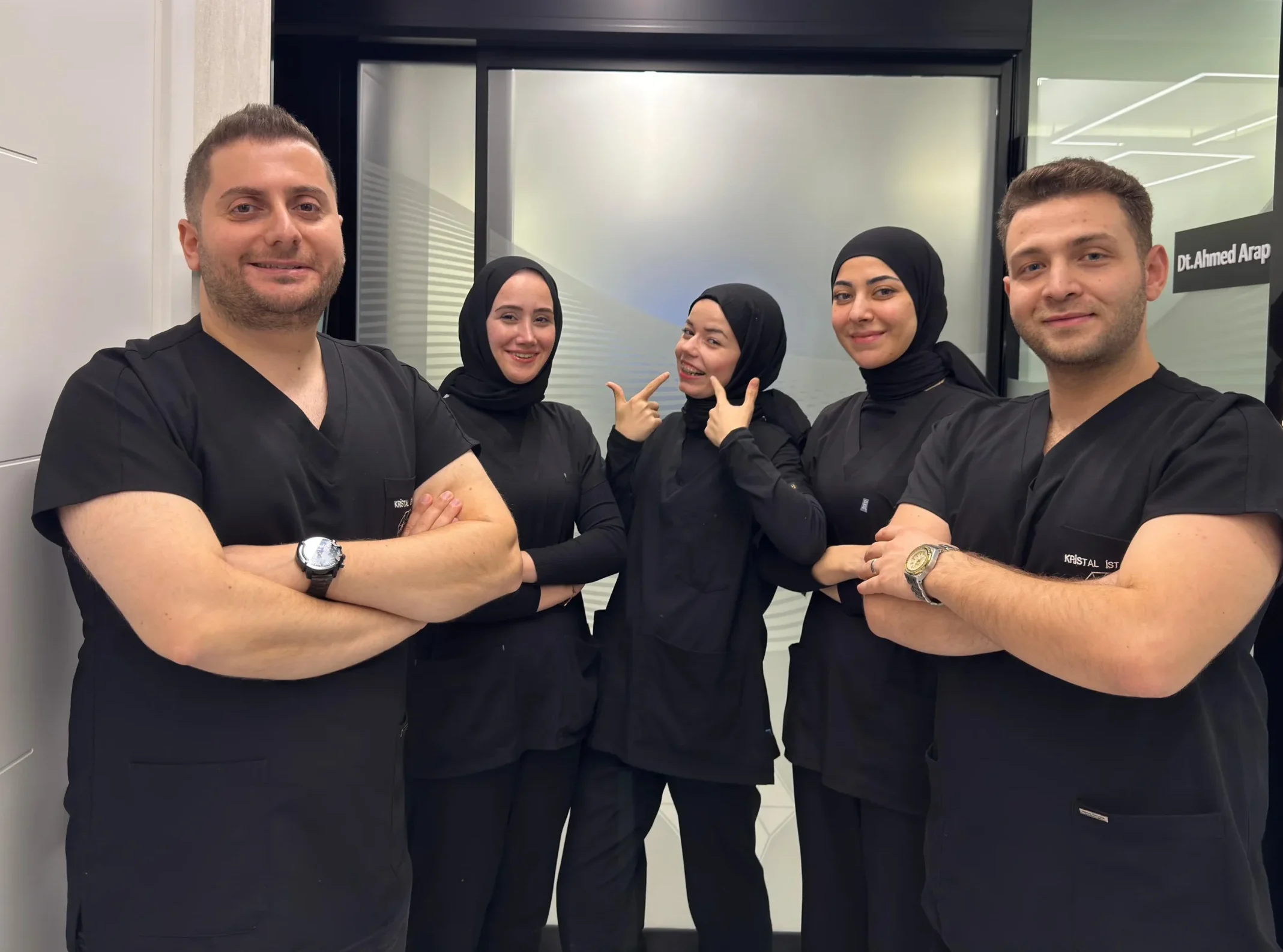 Dental Aesthetics in Istanbul at Crystal Istanbul Clinic